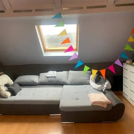 Apartman 2 Messe *