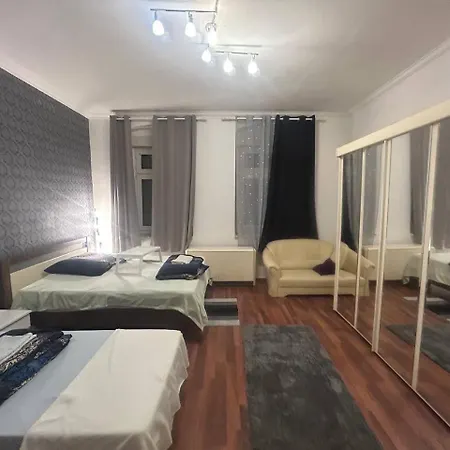Apartman 2 Messe *